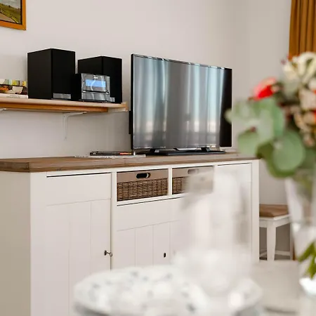 Queen Mary Westerland