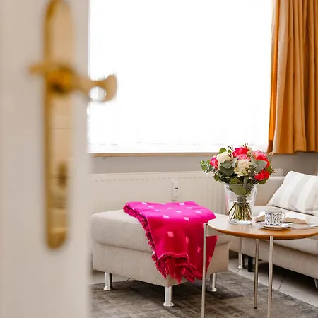 Queen Mary Apartmán